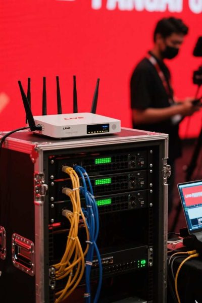 sewa alat live streaming internet event untuk seminar & corporate 4